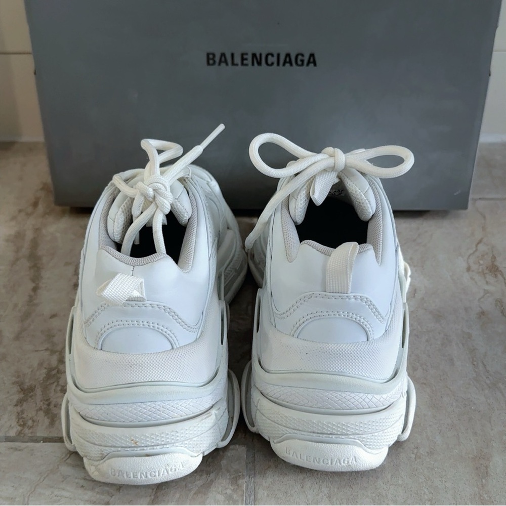 Balenciaga Triple S Trainers - Picture 6 of 8